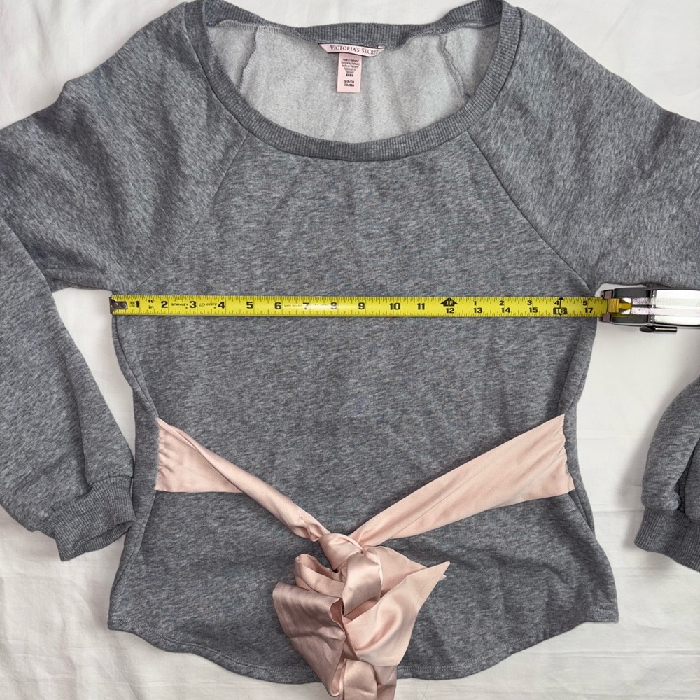 Victoria's Secret Round Neck Long Sleeve Ribbon Sweater - Picture 8 of 8